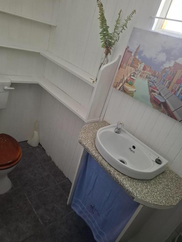 1 Bedroom Property for Sale in Glen Lilly Western Cape